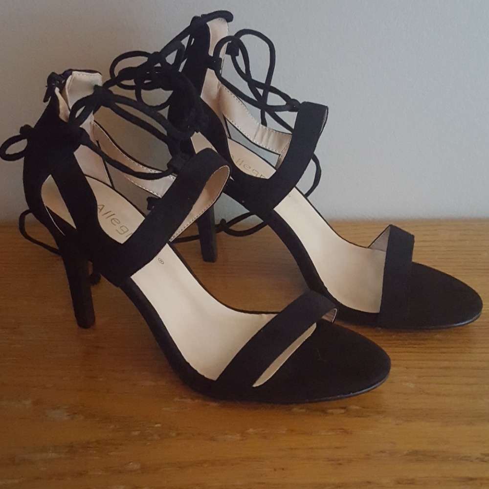 High heel sandal